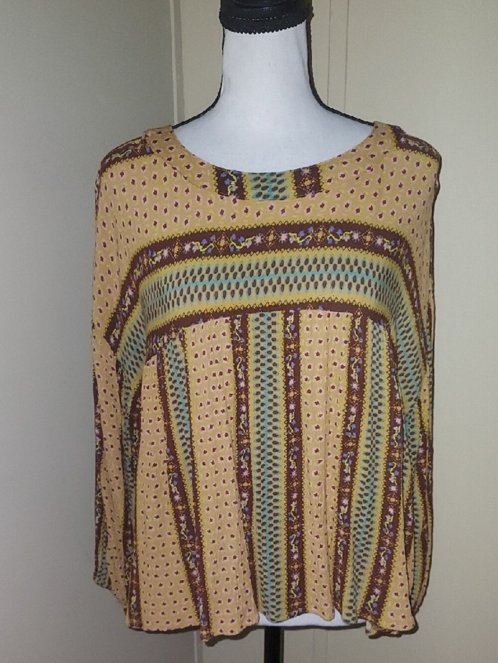 Altar'd State Multicolor Floral L Blouse in Yellow and Brown
